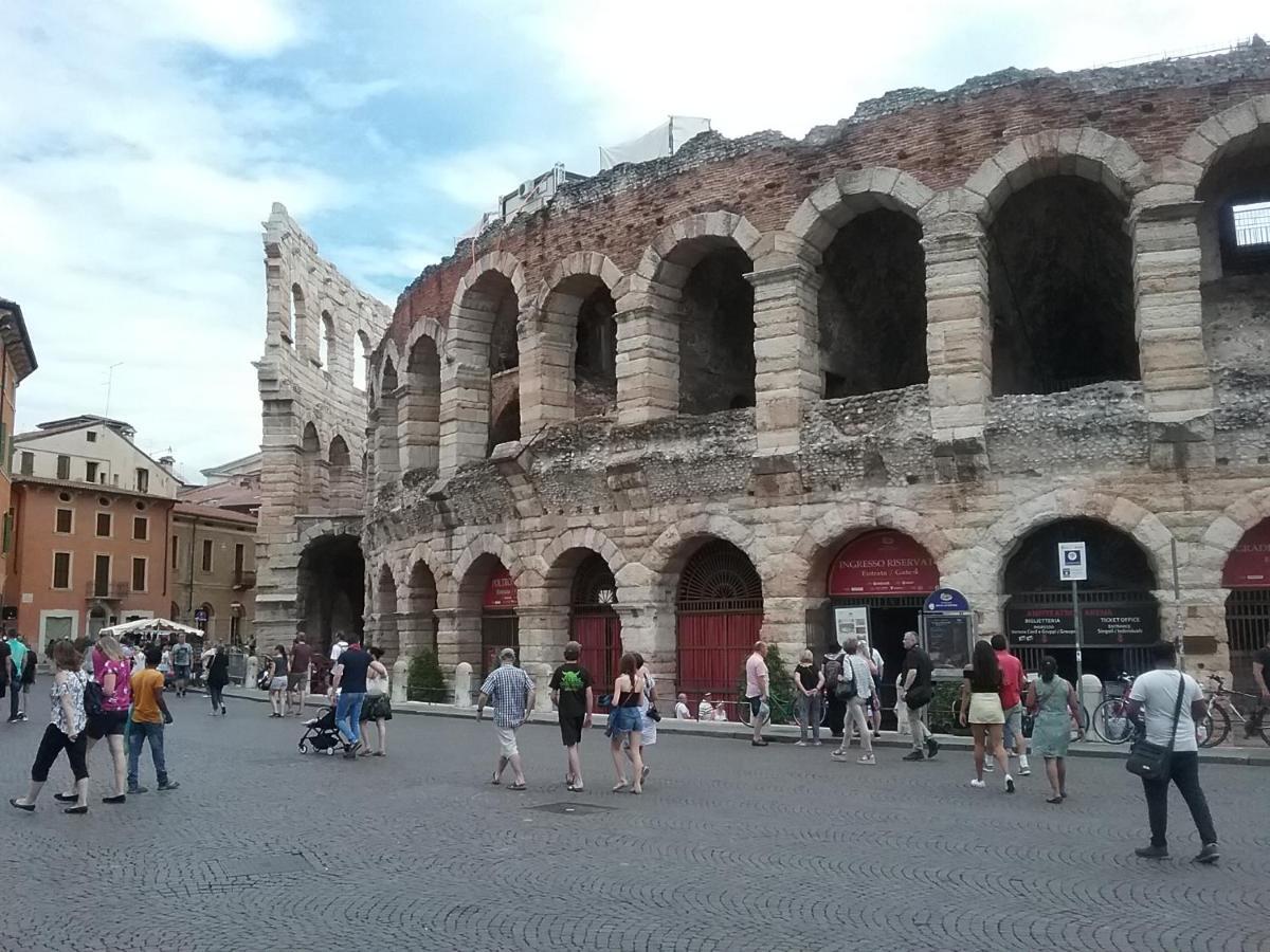 Appartamento Filippo Castelnuovo del Garda Buitenkant foto